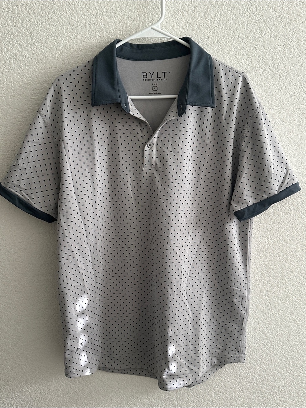 BYLT Basics Men’s Light Gray Polo with Navy Contrast Dots and Collar Size Large